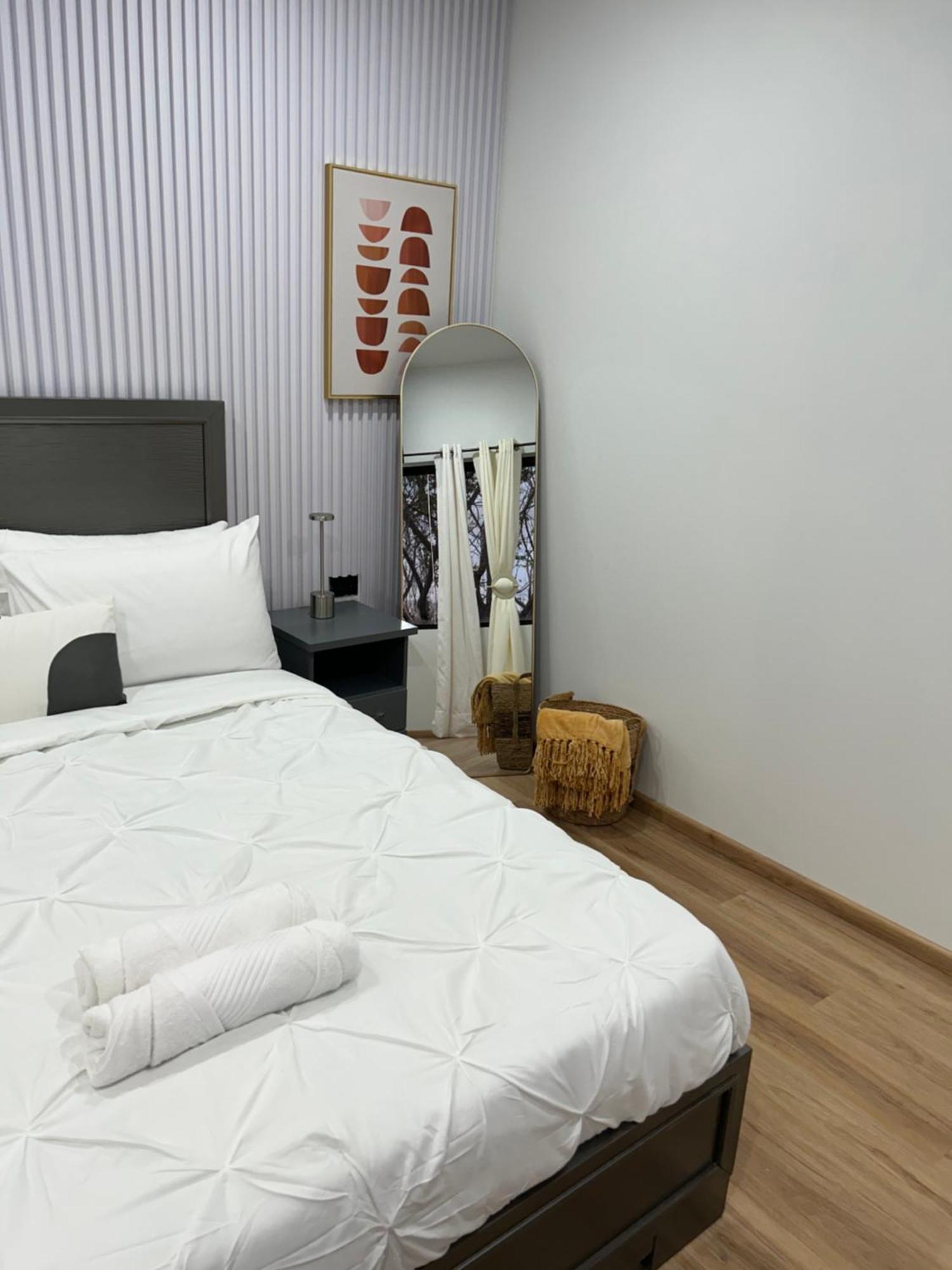 Hotel Robyn'S Nest Scarborough Esterno foto
